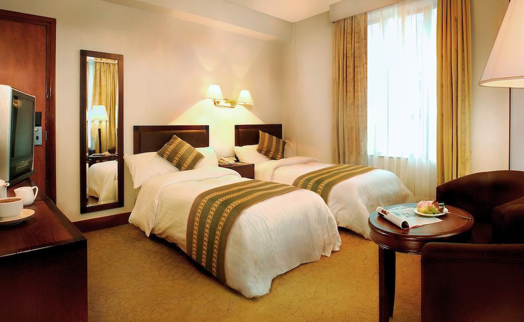 Shamrock Hotel Hong Kong Exterior photo