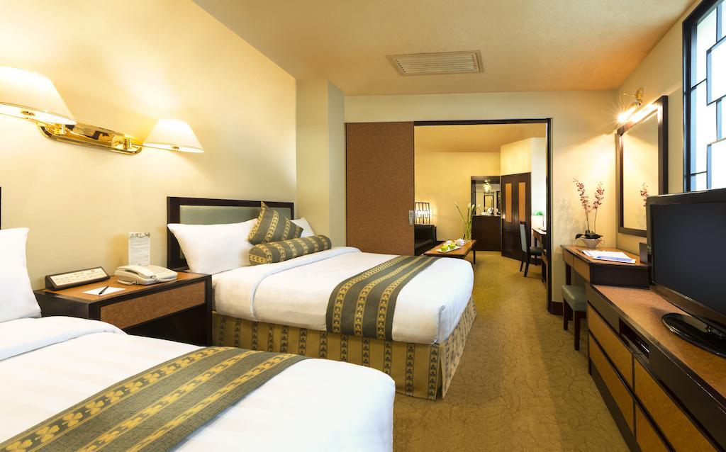 Shamrock Hotel Hong Kong Exterior photo